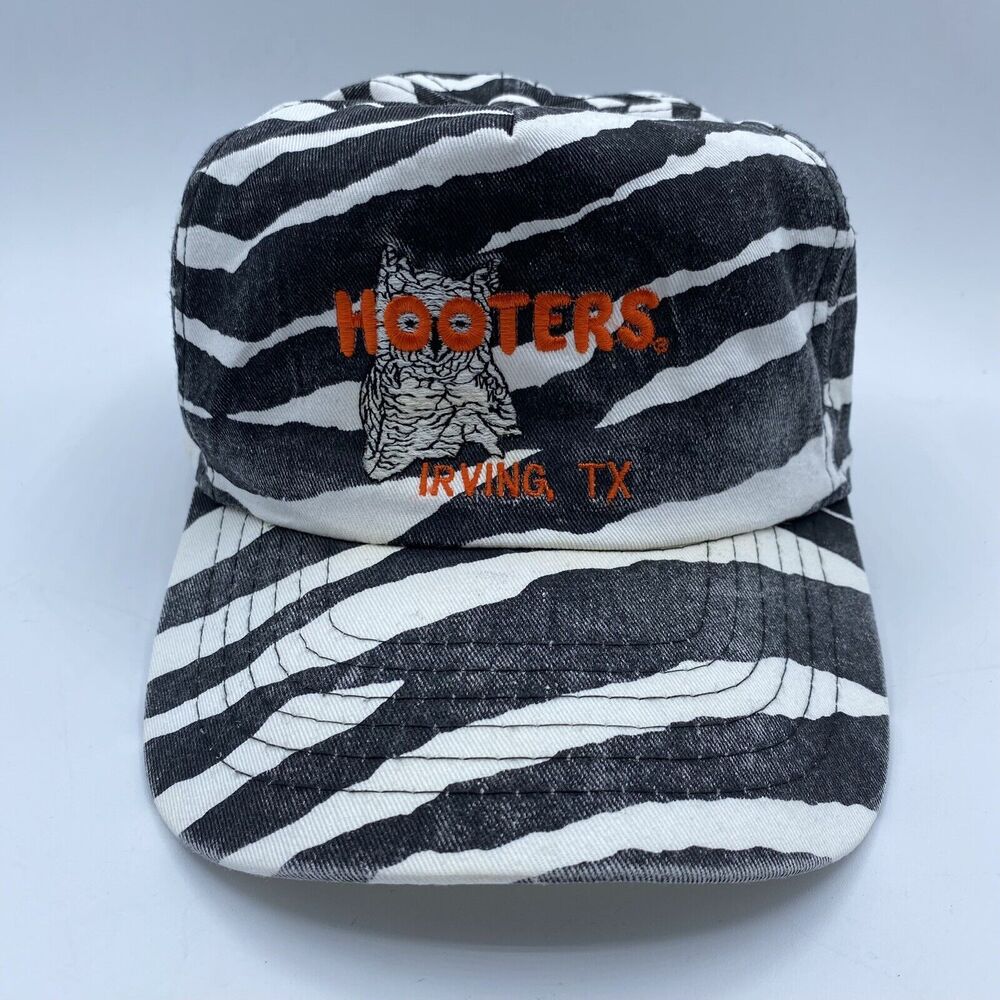 Vintage Hooters SnapBack Hat Black & White Striped Zebra KC Cap Irving Texas 90s